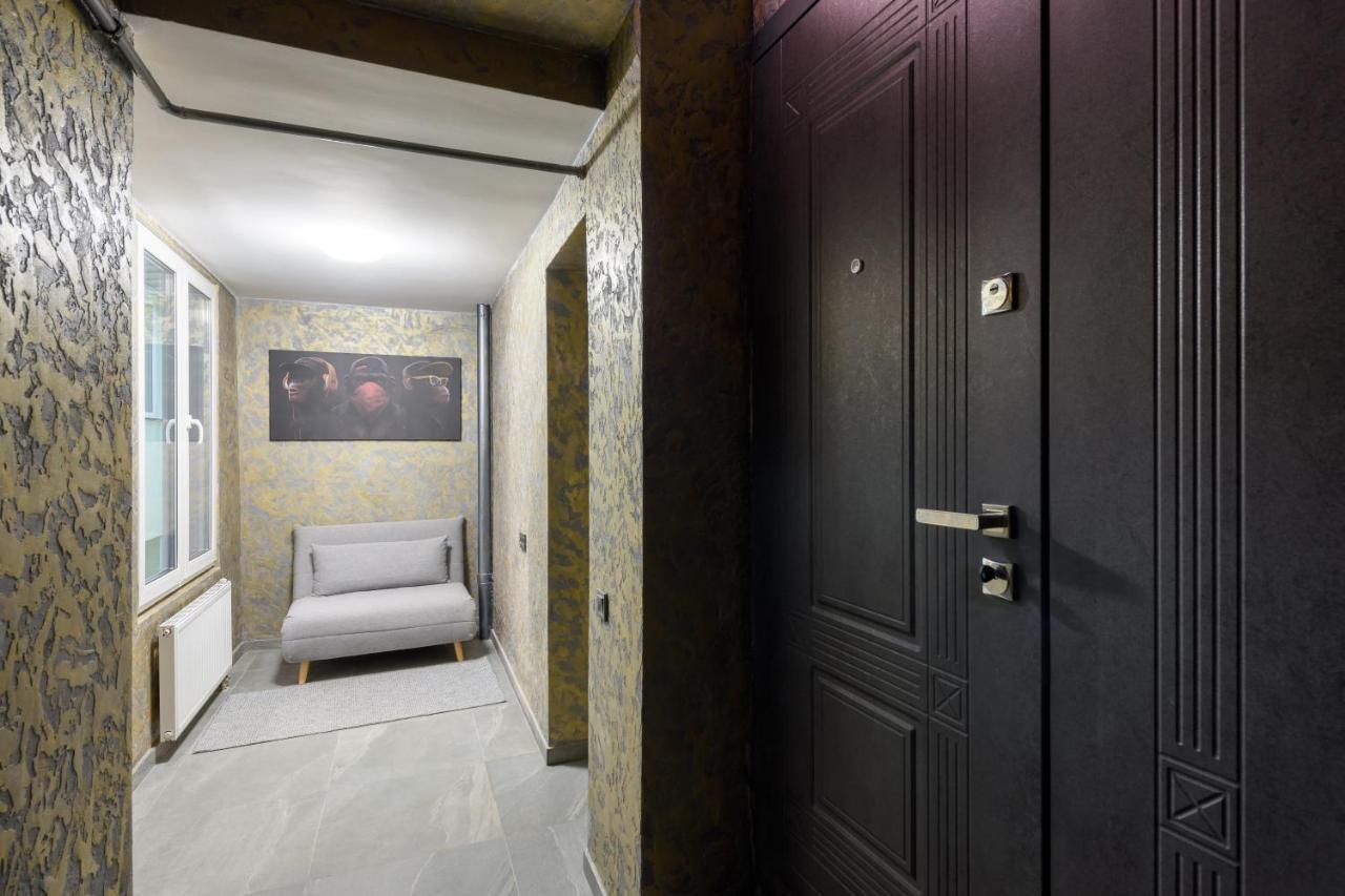 Apart Hotel Fusion Chernivtsi Exterior photo