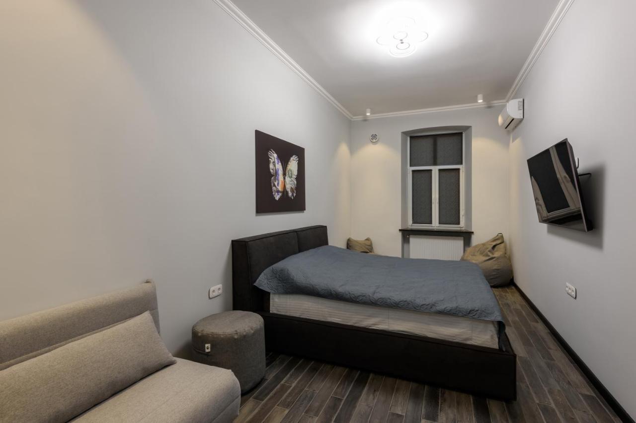 Apart Hotel Fusion Chernivtsi Exterior photo