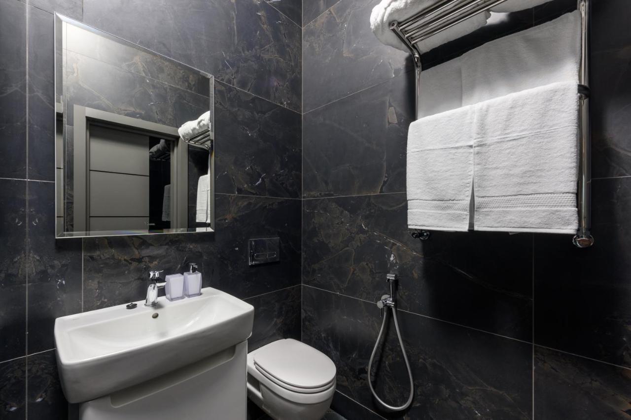 Apart Hotel Fusion Chernivtsi Exterior photo