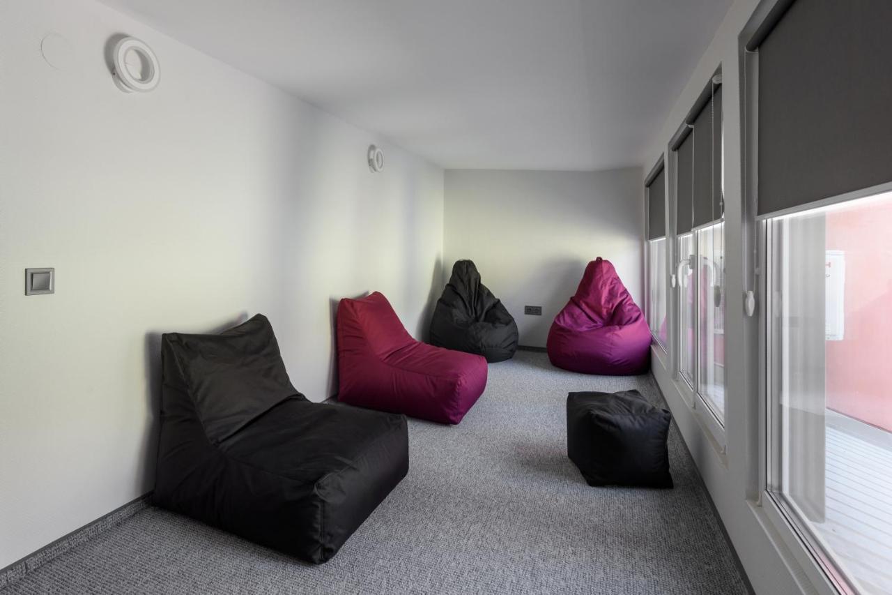 Apart Hotel Fusion Chernivtsi Exterior photo