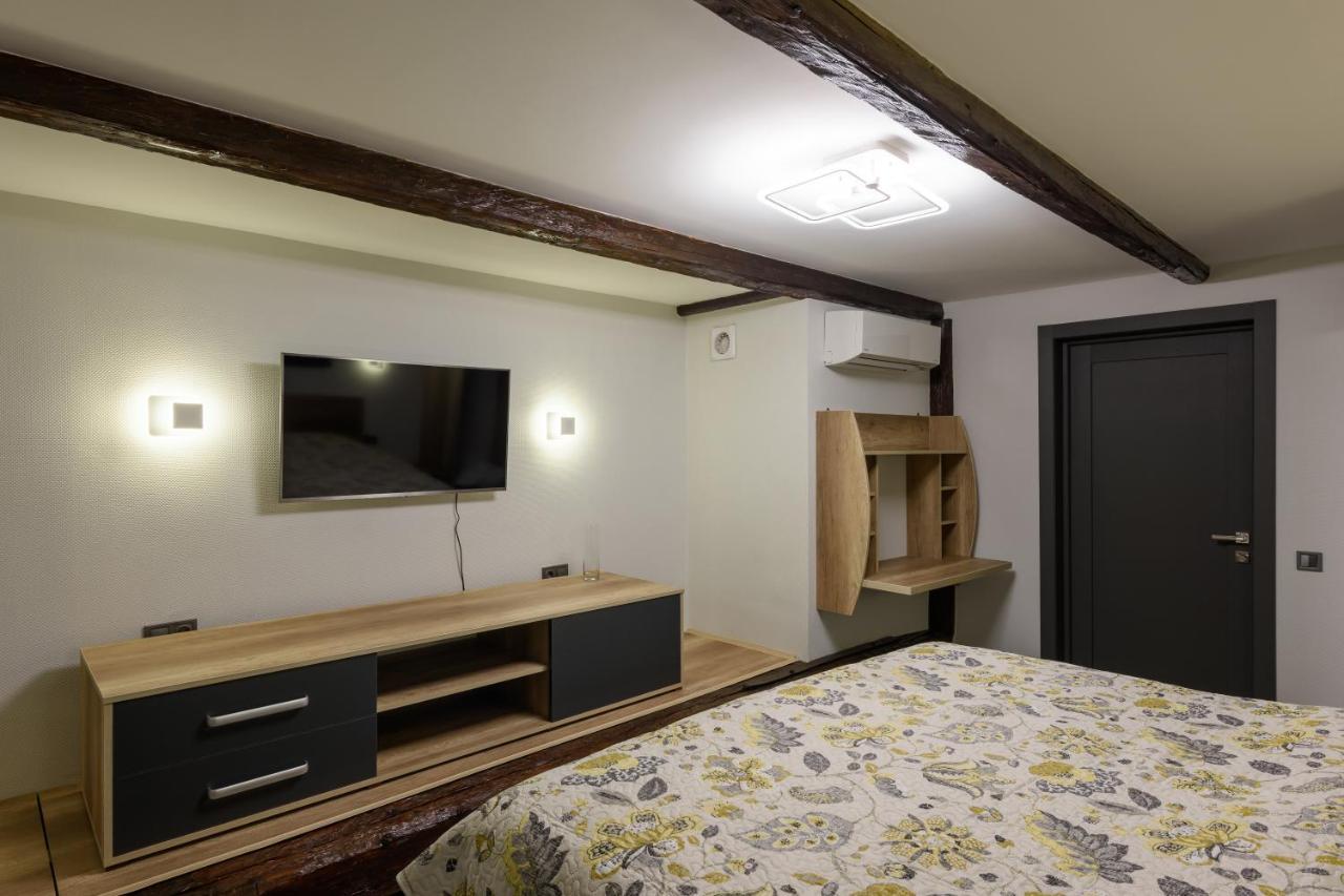 Apart Hotel Fusion Chernivtsi Exterior photo
