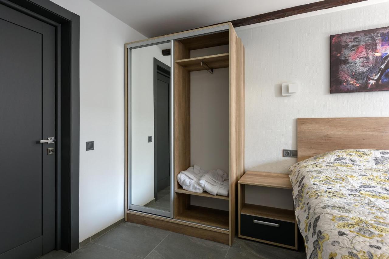 Apart Hotel Fusion Chernivtsi Exterior photo