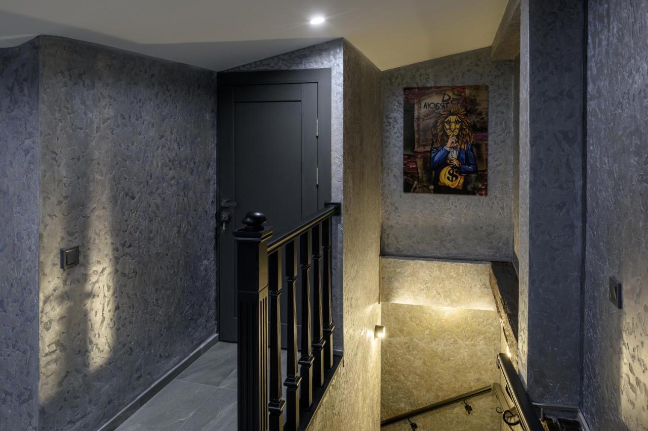 Apart Hotel Fusion Chernivtsi Exterior photo